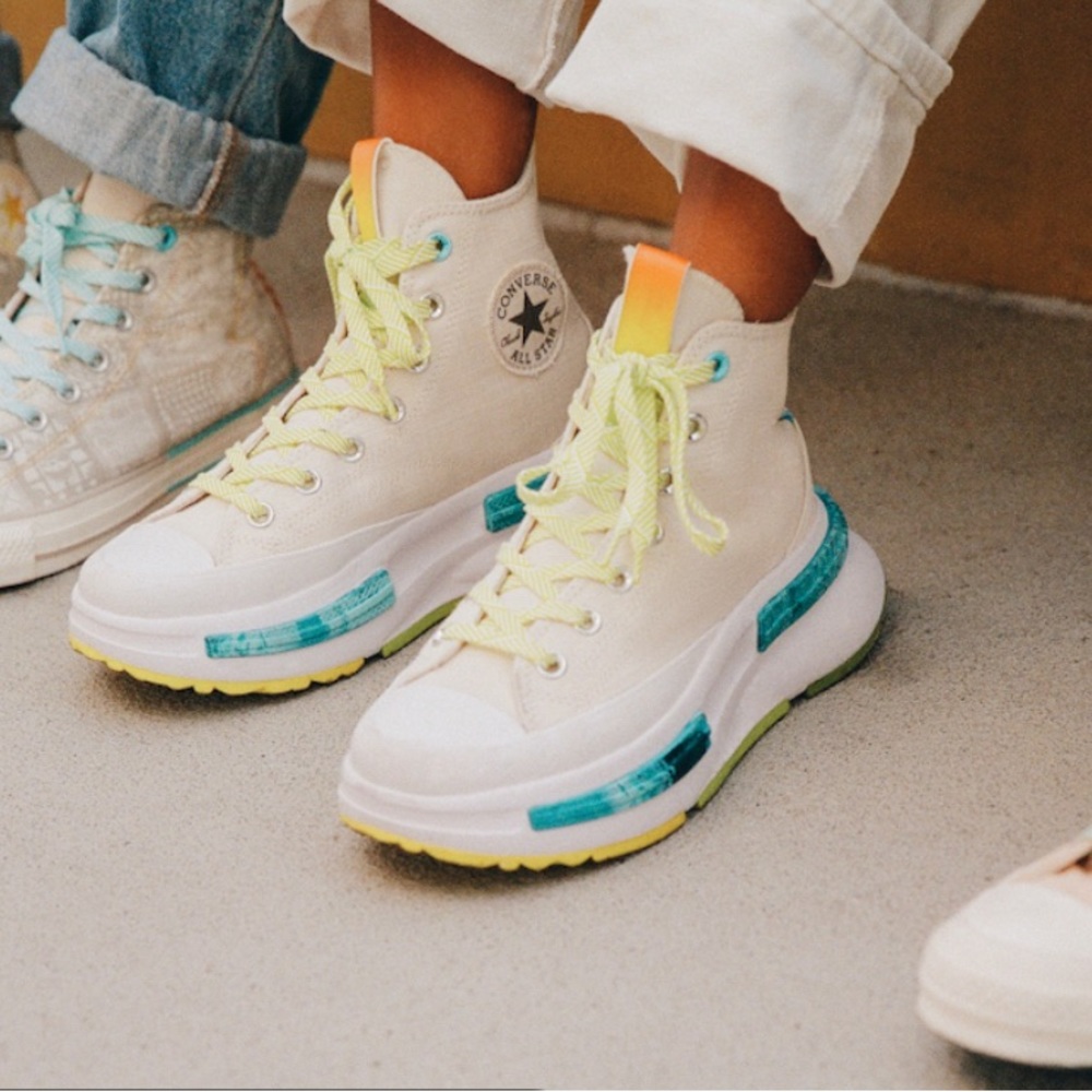 Converse run star Legacy womens 6.5 (fit like a 7) cream/Lime green/aqua Nwot